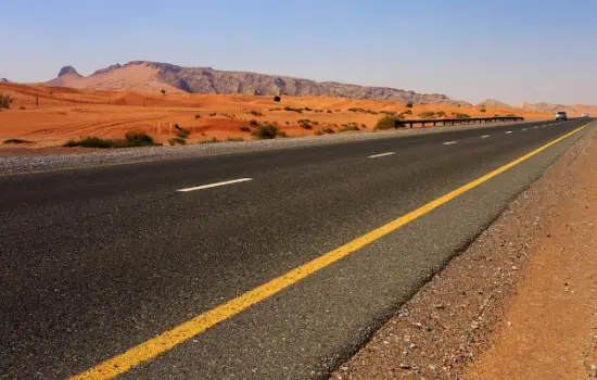 مرزهای زمینی عمان و دبی