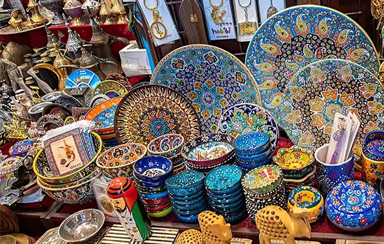 الحرف التقليدية العمانية | تسجيل الشركة في عُمان | الاقامه فی عمان | استثمار في عمان