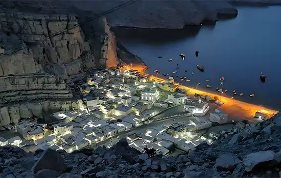 Exploring Oman's Abandoned Villages: A Journey Through Time 10 Kumzar village